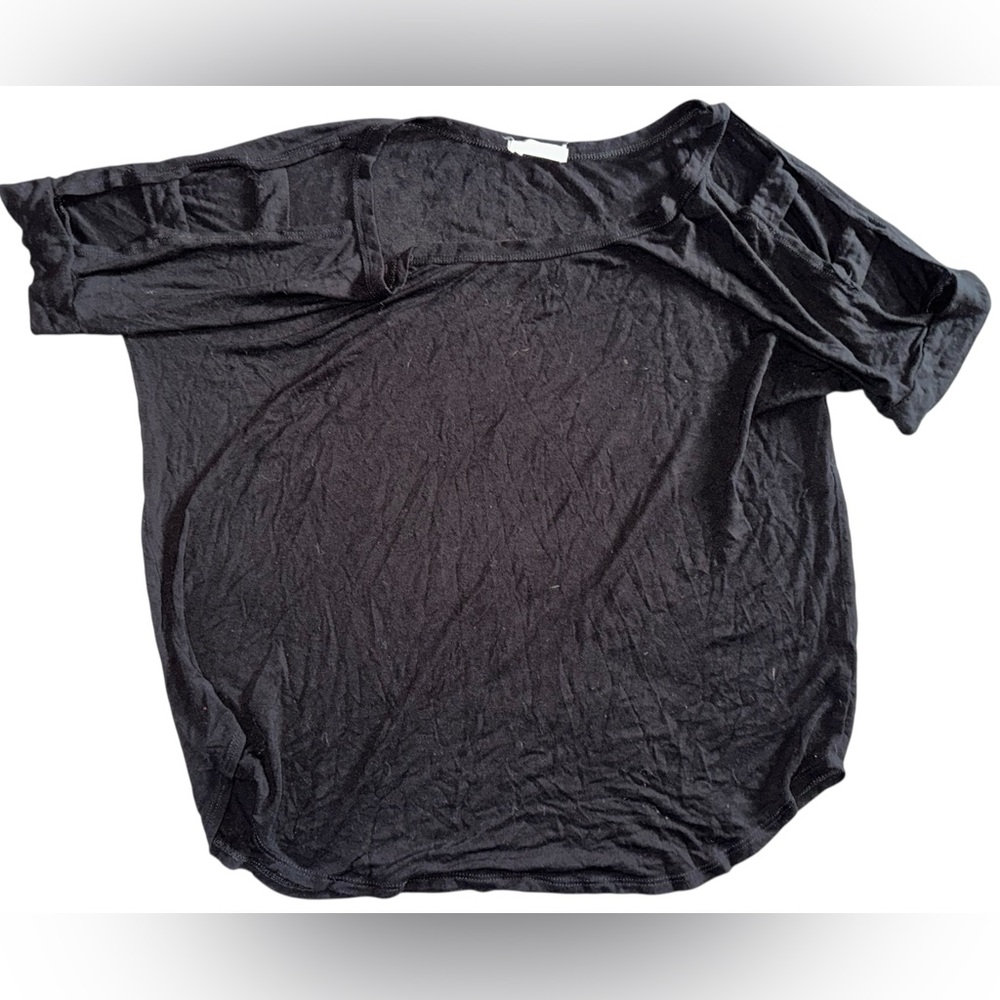 Women’s Smoke & mirrors top with sleeve design